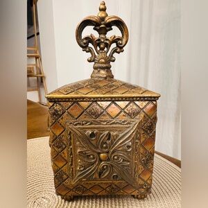Vintage Engraved Decorative Gold Brown Storage/Trinket Box W/Lid Decor